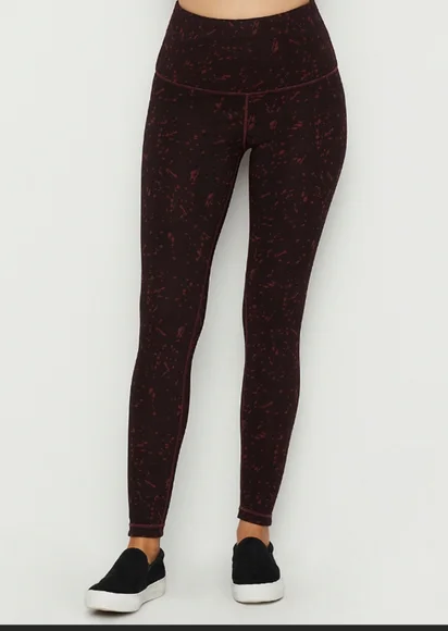 Lysse Reversible High Waist Leggings - Picture 7 of 10